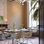 Hotel Les Charmes 3*