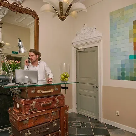 Les Charmes Hotel 3*