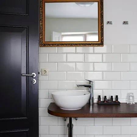 Hotel Les Charmes 3*