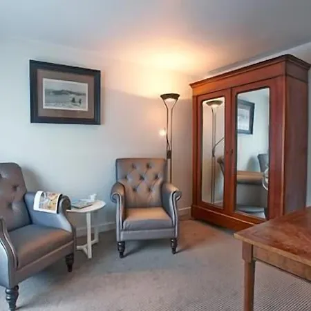 Les Charmes Hotel 3*