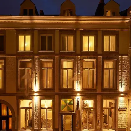 Les Charmes Hotel 3*