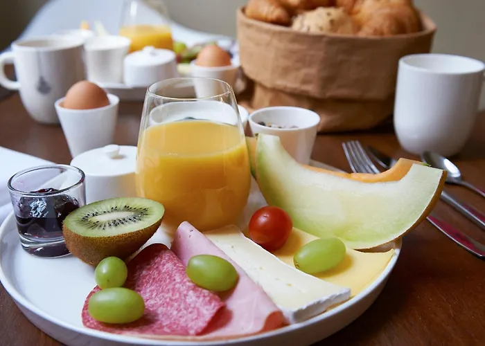 Hotel Les Charmes 3*